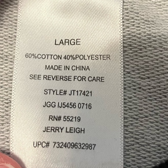 Mickey and Minnie sweatshirt - Picture 5 of 10